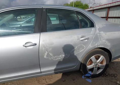 2009 Volkswagen Jetta Se from USA, damaged, VIN 3VWRM71K59M130092